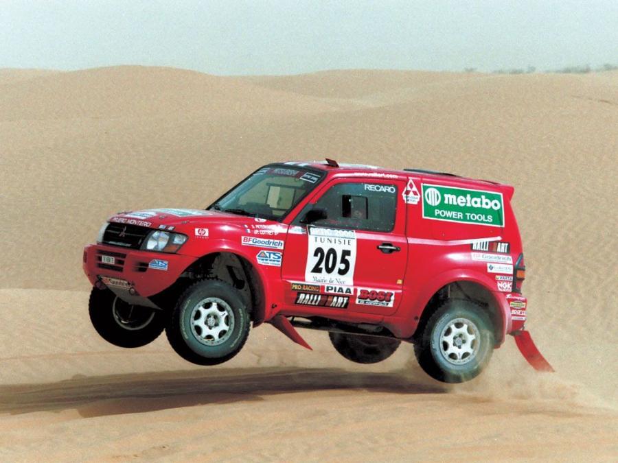  Mitsubishi Pajero Montero Super Production Cross-Country Car III 2002 года  (фото 3 из 9)